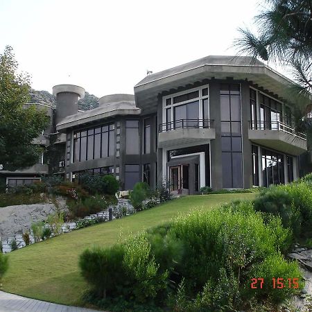 Rock City Resort Mingora Экстерьер фото