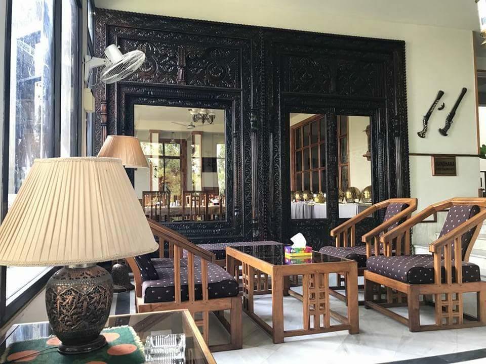 Rock City Resort Mingora Экстерьер фото