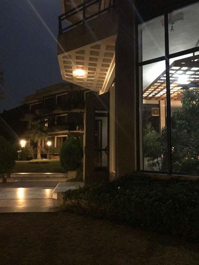 Rock City Resort Mingora Экстерьер фото
