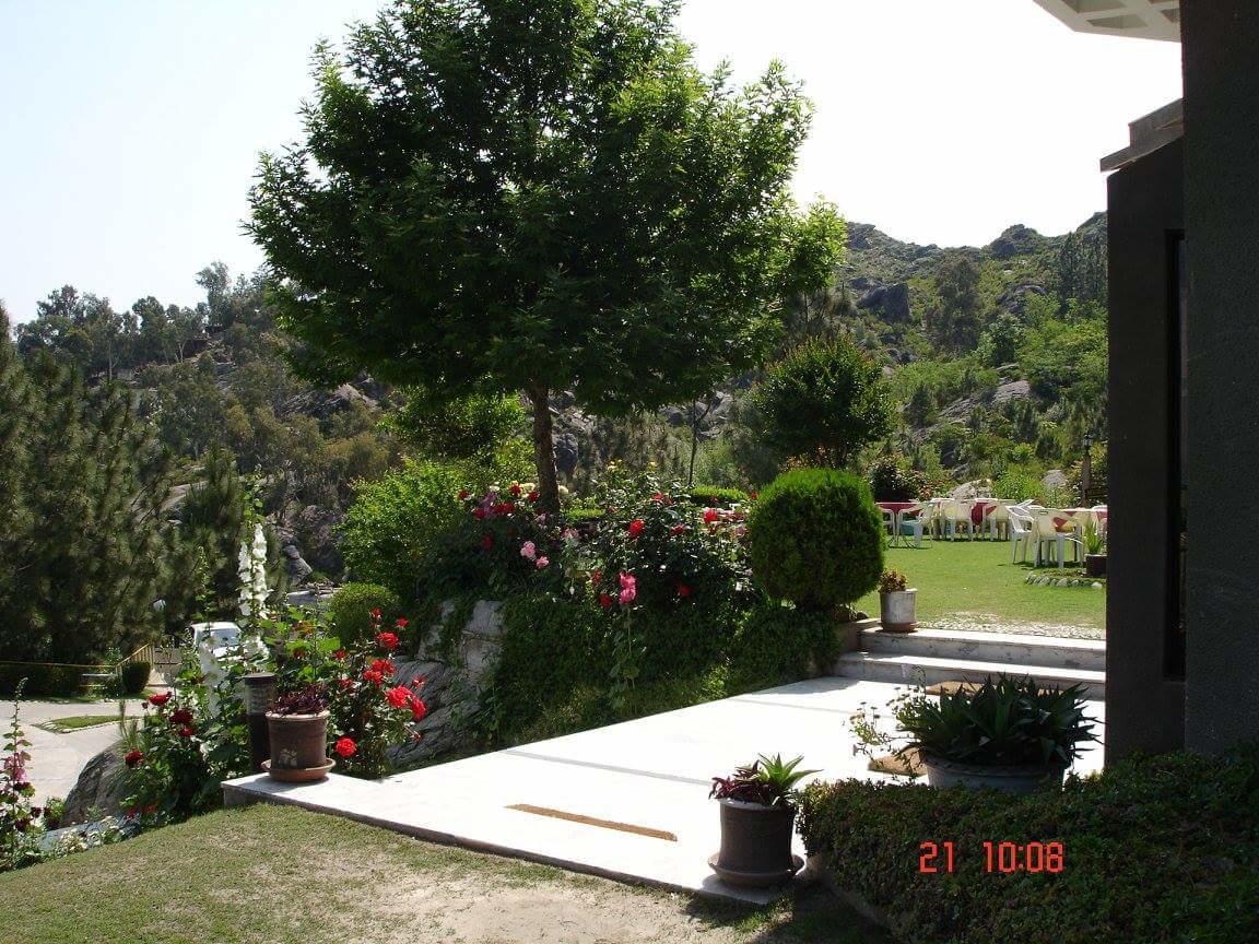 Rock City Resort Mingora Экстерьер фото