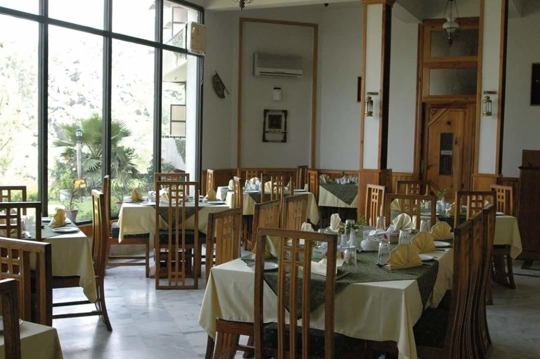 Rock City Resort Mingora Экстерьер фото