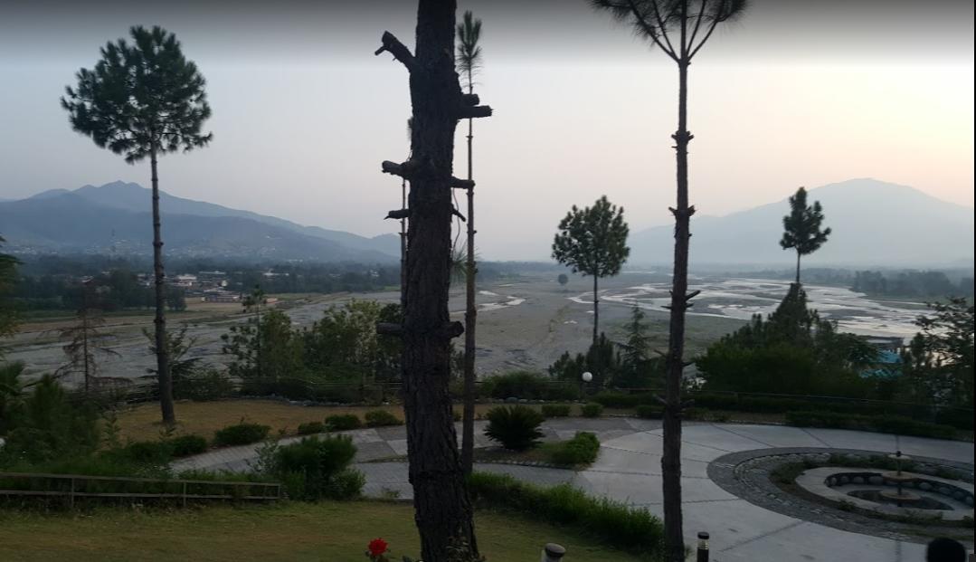 Rock City Resort Mingora Экстерьер фото
